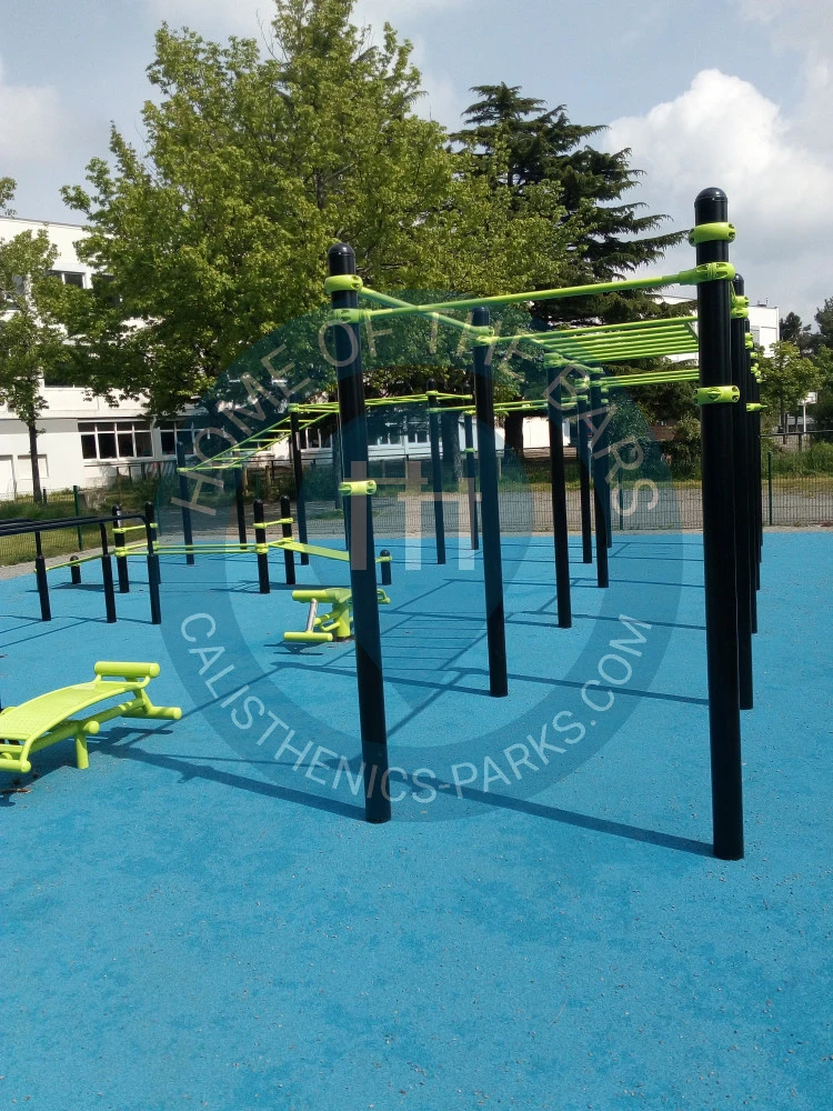 Calisthenics park in Association PiNG, Rue du Breil, Malville, Breil - Malville, Breil - Barberie, Nantes, Loire-Atlantique, Pays de la Loire, France métropolitaine, 44093, France