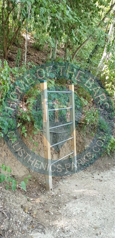 Calisthenics park in Terme Santa Lucia, Contrada Santa Lucia, Tolentino, Macerata, Marche, 62029, Italia