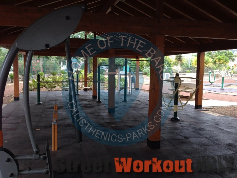 Calisthenics park in Circuito BMX del Parque de La Vega, Concepción Salazar, La Manzanilla, San Cristóbal de La Laguna, Santa Cruz de Tenerife, Canarias, 38208, España