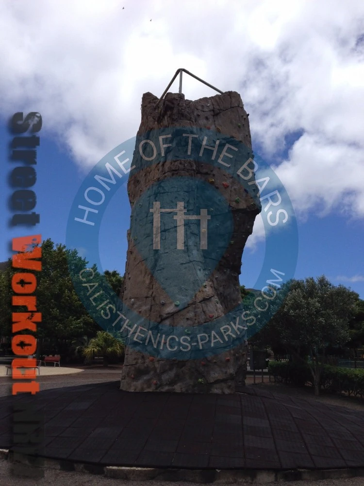 Calisthenics park in Circuito BMX del Parque de La Vega, Concepción Salazar, La Manzanilla, San Cristóbal de La Laguna, Santa Cruz de Tenerife, Canarias, 38208, España