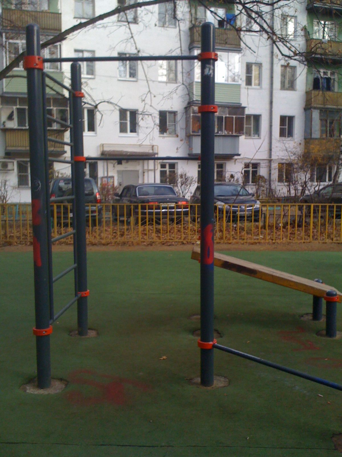 Calisthenics park in 1А, Железнодорожная улица, СГШ, Красногорск, городской округ Красногорск, Московская область, Центральный федеральный округ, 143402, Россия