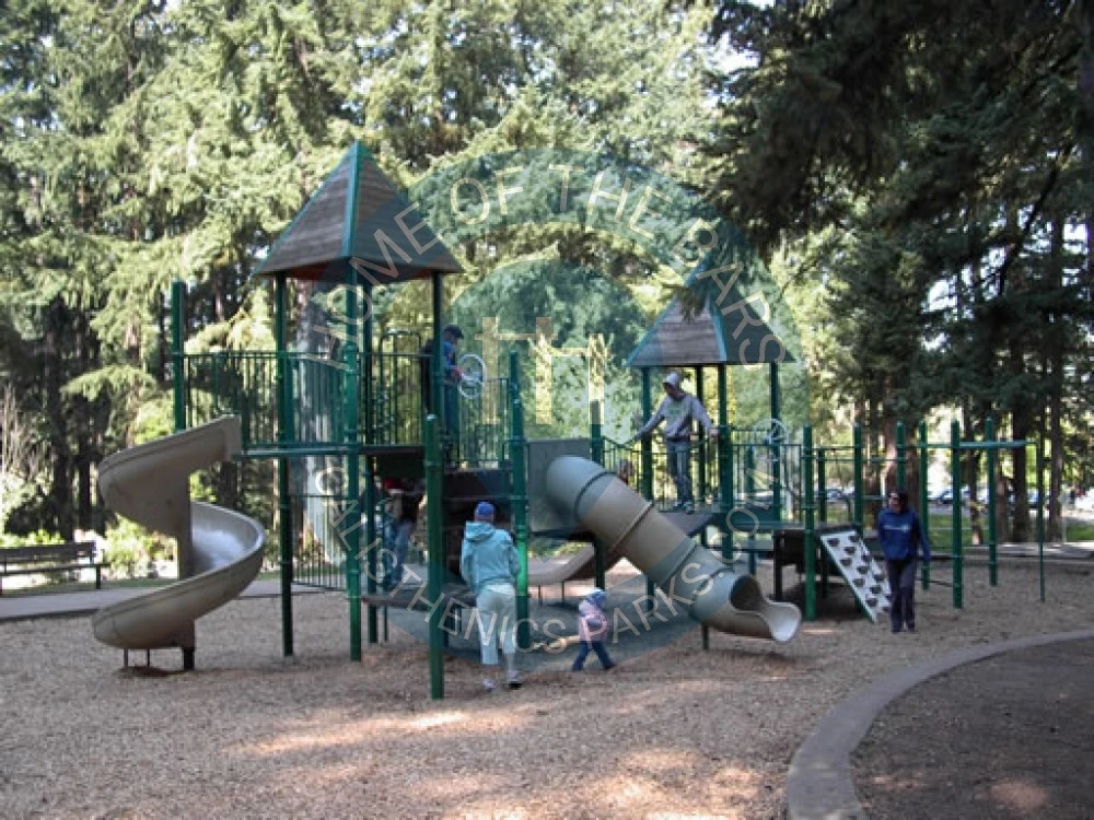 Portland - Playground Calisthenics Equipment - Mount Tabor Park - United States - Spot