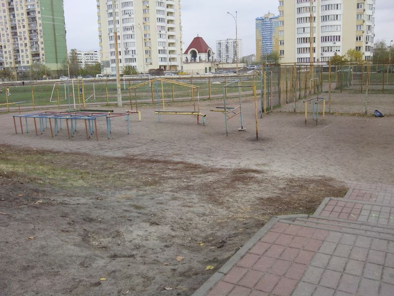 Outdoor Gym - Kyiv - Kyiv - Fitness Park - Obolon Station - Ukraine - Spot