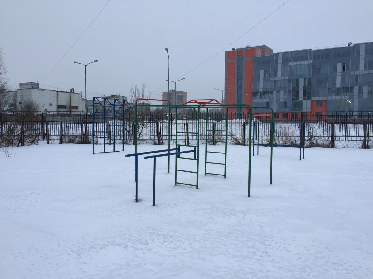 Outdoor Gym - Saint Petersburg - Saint Petersburg - Street Workout Park - Пр-Кт Большевиков - Russia - Spot