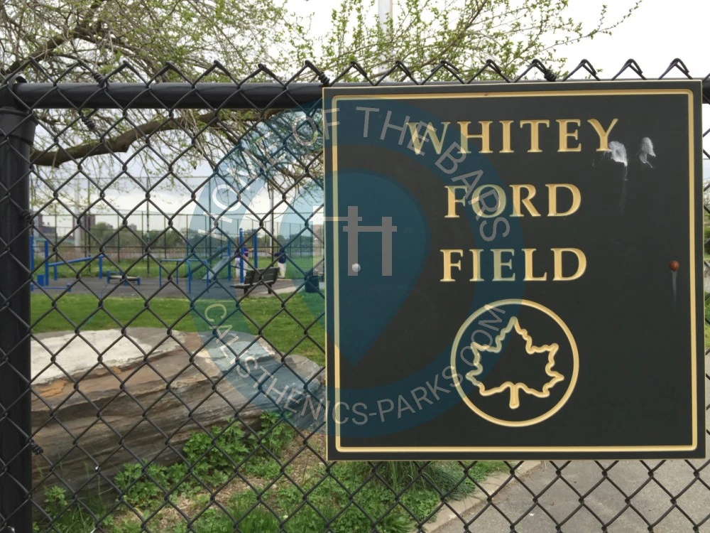 Calisthenics park in 99, 26th Avenue, Astoria, Queens, City of New York, New York, 11102, United States