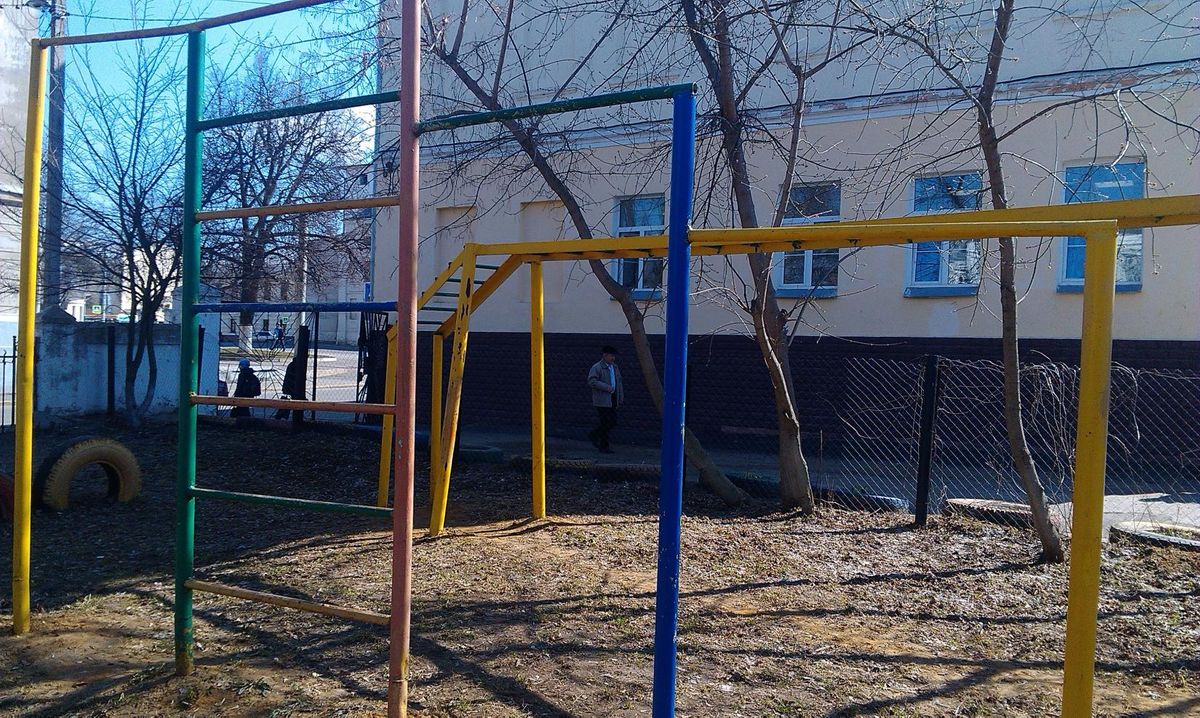 Outdoor Gym - Vladimir - Vladimir - Street Workout Park - Школа № 1 - Russia - Spot