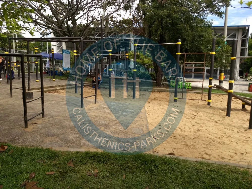 Calisthenics Stations - Medellín - Unidad De Belen - Colombia - Spot