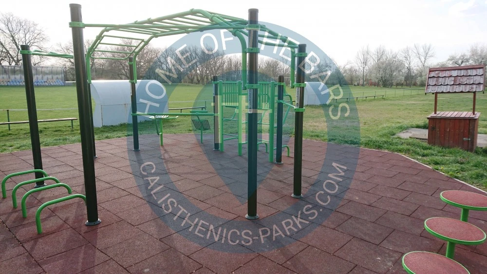 Outdoor Gym - Újszentiván - Calisthenics Gym Újszentiván - Sportközpont - Hungary - Spot