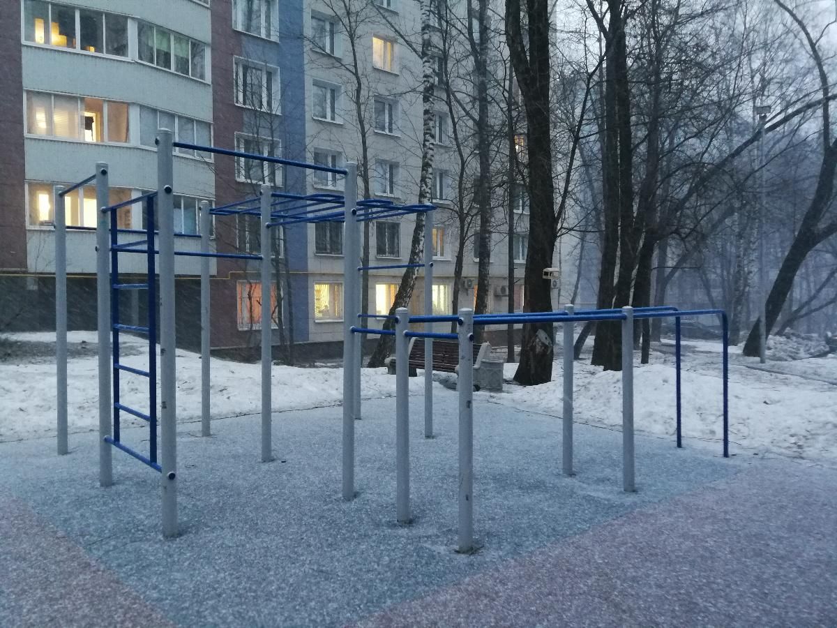 Outdoor Gym - Moscow - Moscow - Aire de Fitness - Пр-Кт Нахимовский - Russia - Spot