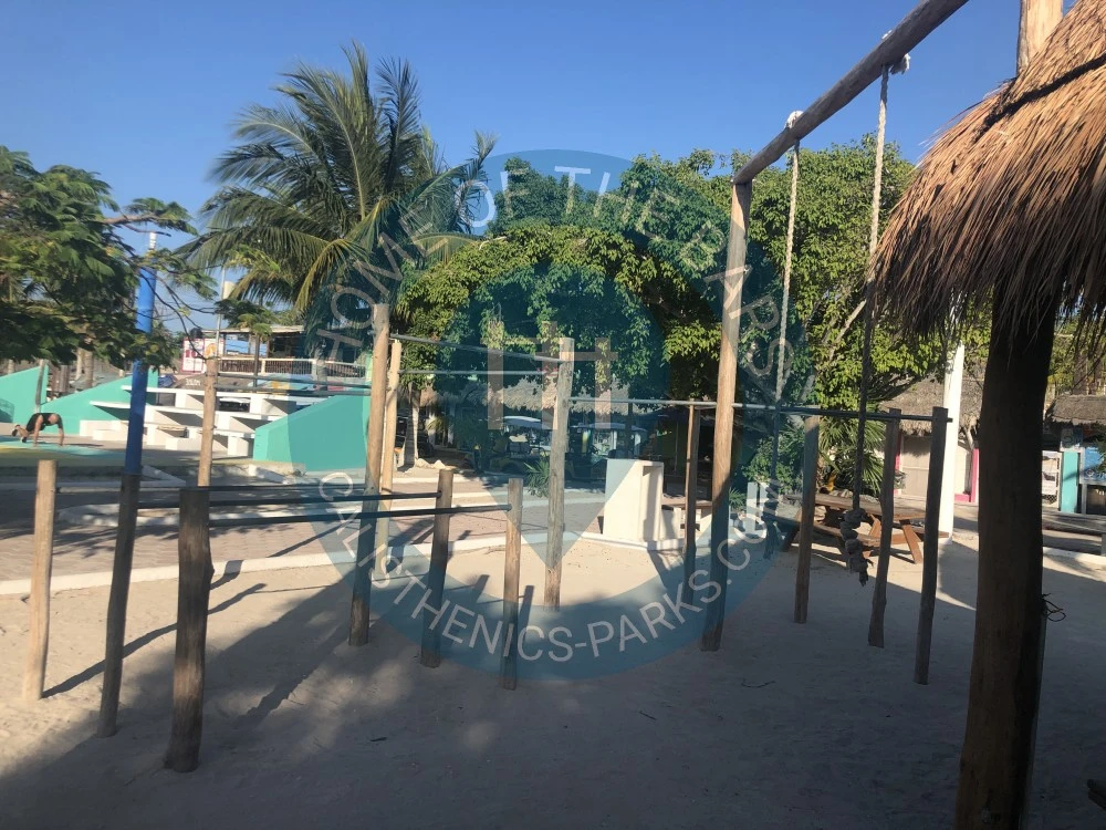 Outdoor Gym - Workout Park Holbox - countries. - Spot