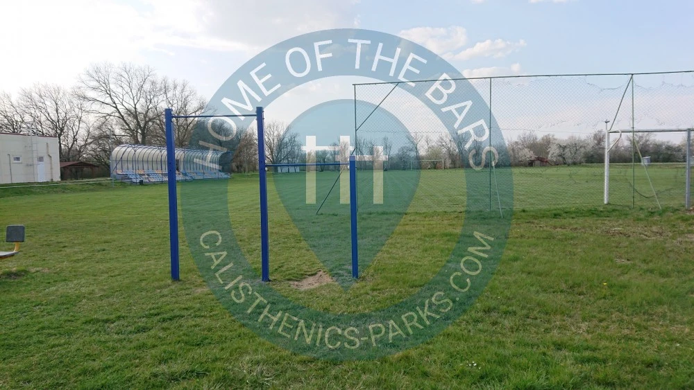 Outdoor Pull Up Bars - Újszentiván - Outdoor Fitness Újszentiván - Focipálya - Hungary - Spot