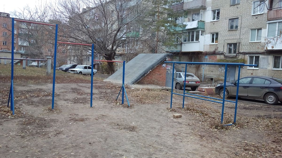 Outdoor Gym - Engels - Engels - Calisthenics Park - У Андре - Russia - Spot