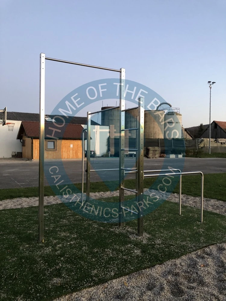 Calisthenics park in 15, Karl Schindler-Gasse, Laab im Walde, Bezirk Mödling, Niederösterreich, 2381, Österreich