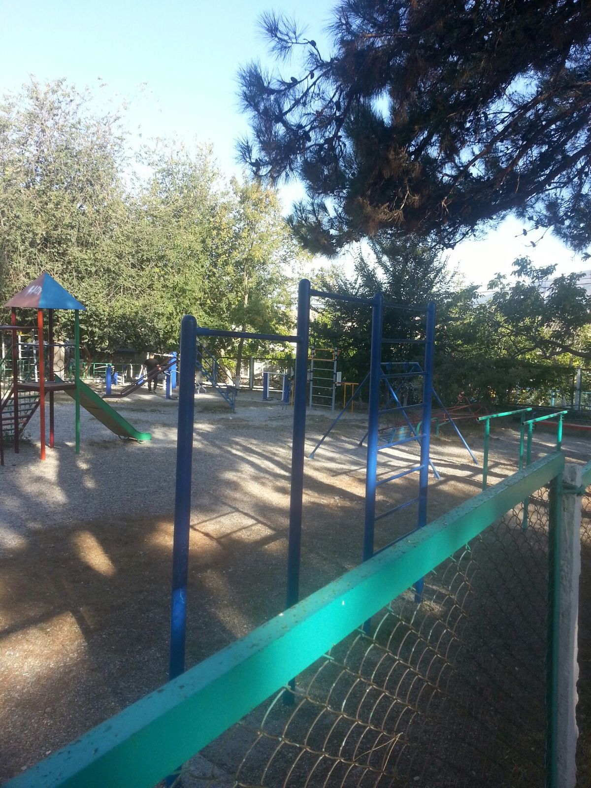 Calisthenics park in 35, улица Орджоникидзе, Магилат, Геленджик, городской округ Геленджик, Краснодарский край, Южный федеральный округ, 353475, Россия