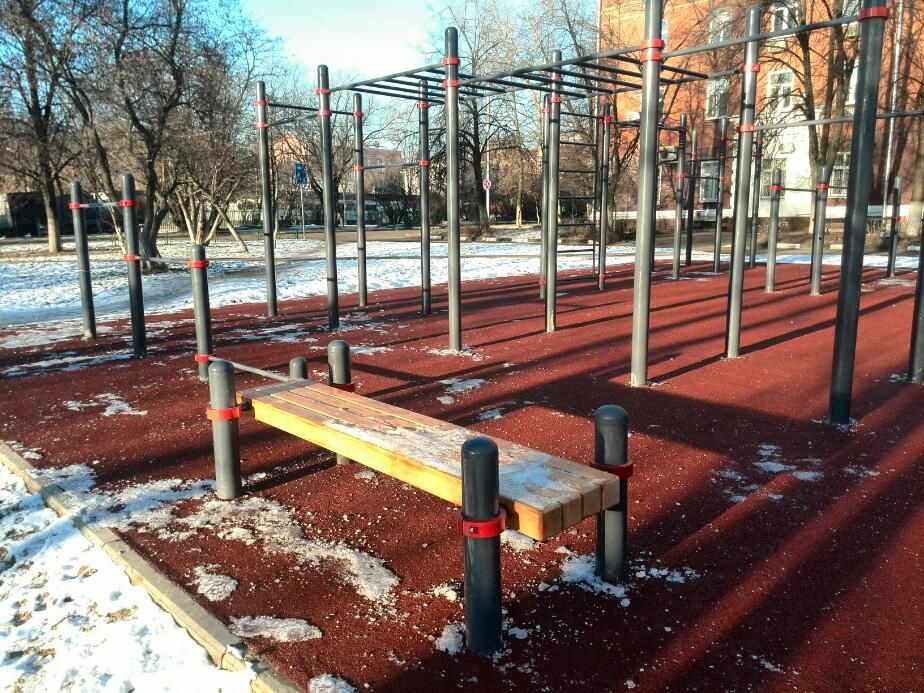 Outdoor Pull Up Bars - Moscow - Moscow - Street Workout Park - Новочерёмушкинская Улица - Russia - Spot