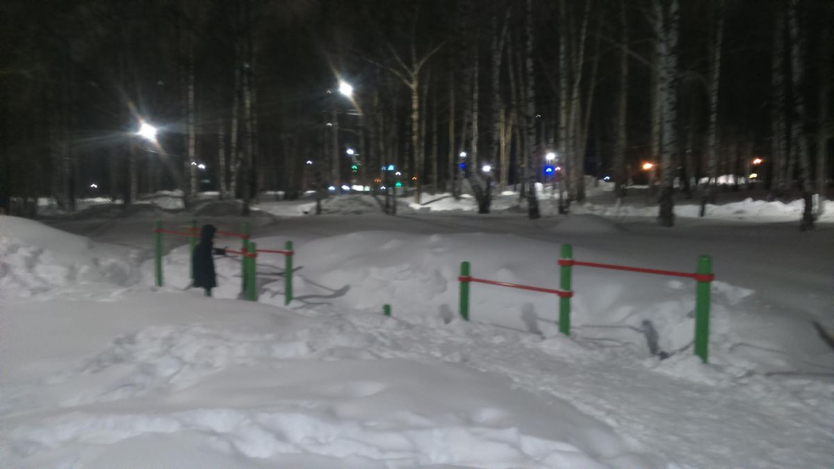 Outdoor Gym - Solikamsk - Solikamsk - Aire de Fitness - ТЦ Европа - Russia - Spot