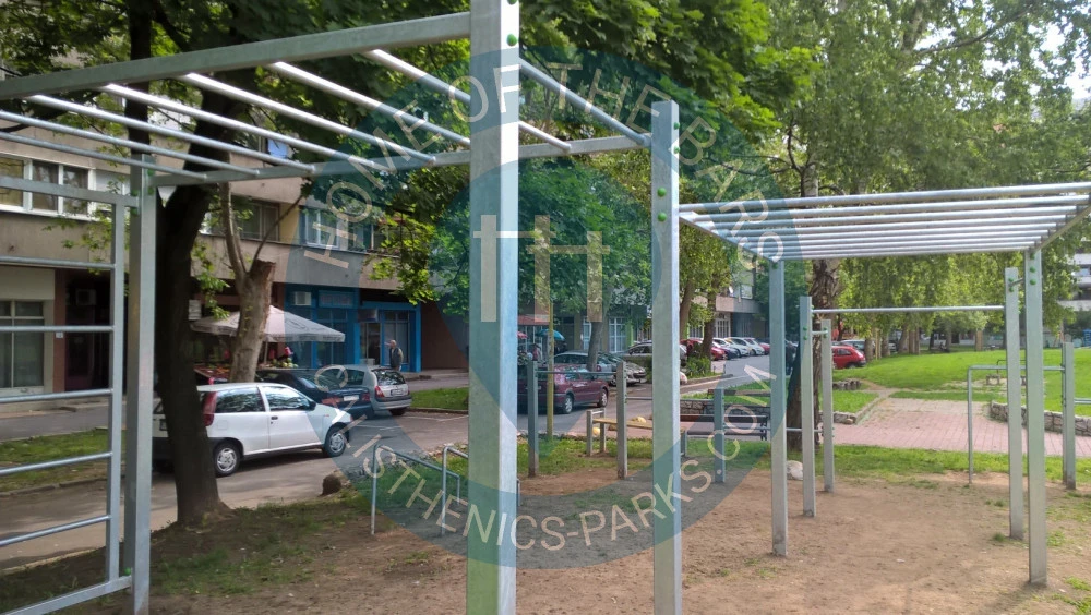 Calisthenics park in Higia, Albina i Franje Herljevića, Slatina, Tuzla, Grad Tuzla, Tuzlanski kanton, Federacija Bosne i Hercegovine, 75000, Bosna i Hercegovina / Босна и Херцеговина