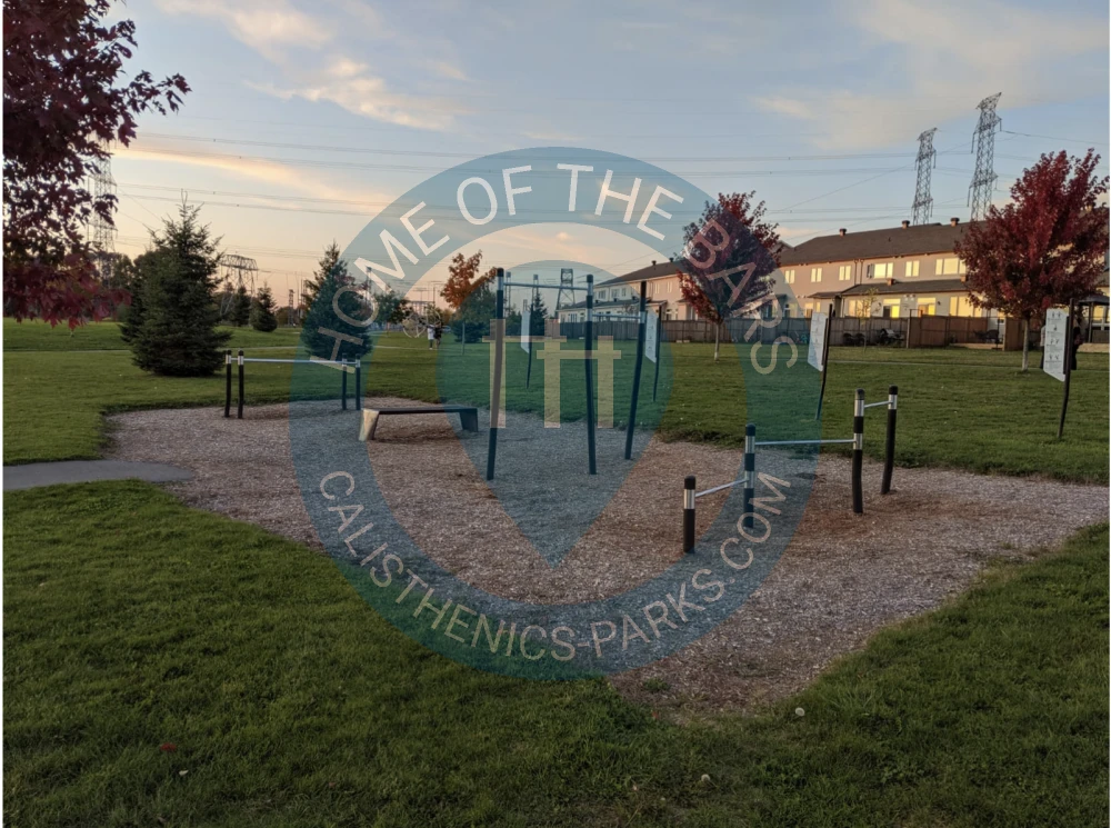 Public Pull Up Bars - Ottawa - Christina Kiss Park Calisthenics Station - Canada - Spot