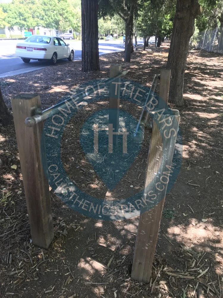 Calisthenics Facility - Menlo Park - Calisthenics Equipment Alma Street Bars - United States - Spot