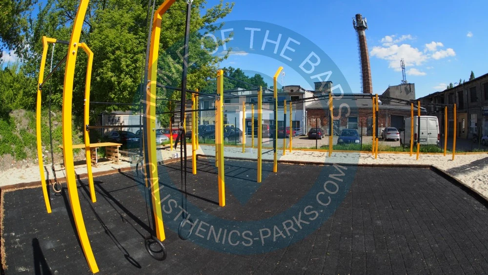 Łódź-Bałuty - Street Workout Equipment - Flowparks - Poland - Spot