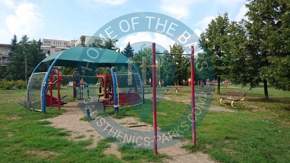 Warszawa - Street Workout Equipment - Popiersie Edwarda Szymańskiego - Poland - Spot