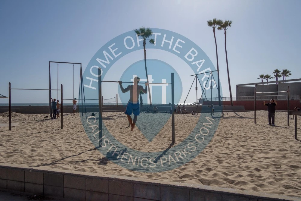 Santa Monica - Outdoor Exercise Gym - "Muscle Beach" - Venice Beach - United States - Spot