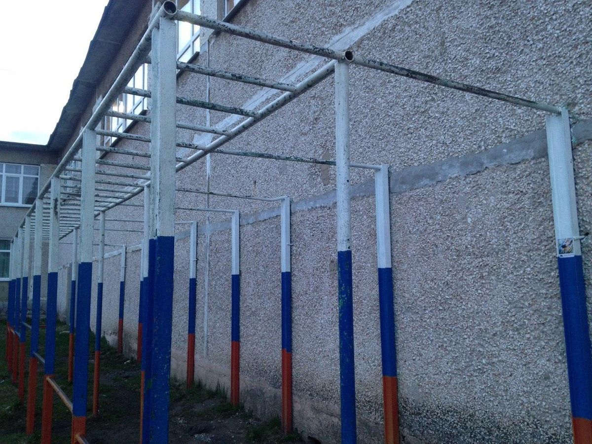 Calisthenics park in 45, 2-й микрорайон, Егорьевск, городской округ Егорьевск, Московская область, Центральный федеральный округ, 140304, Россия