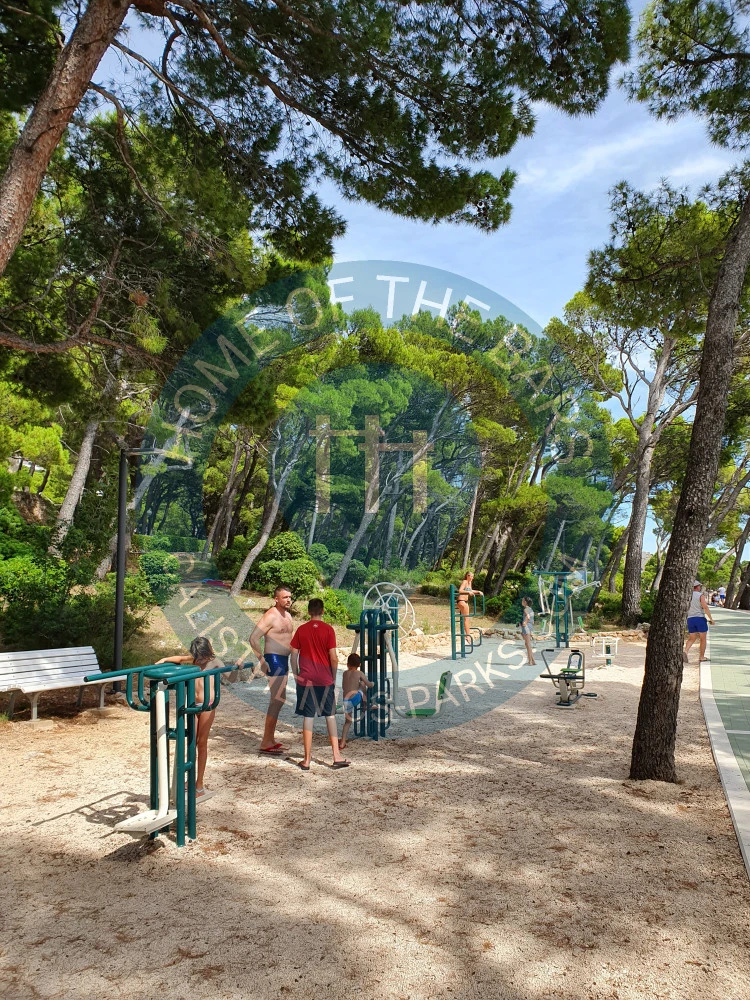 Fitness Park - Outdoor Fitness Park - Outdoor Fitness Brela - countries. - Spot