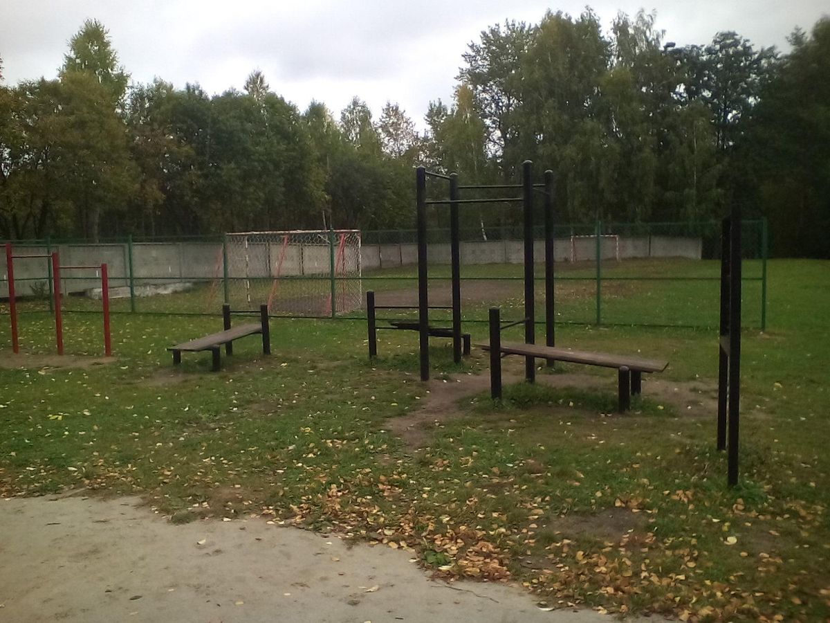 Outdoor Gym - Ozersky - Ozersky - Aire de Fitness - Ротонда Беседка Курчатова. - Russia - Spot