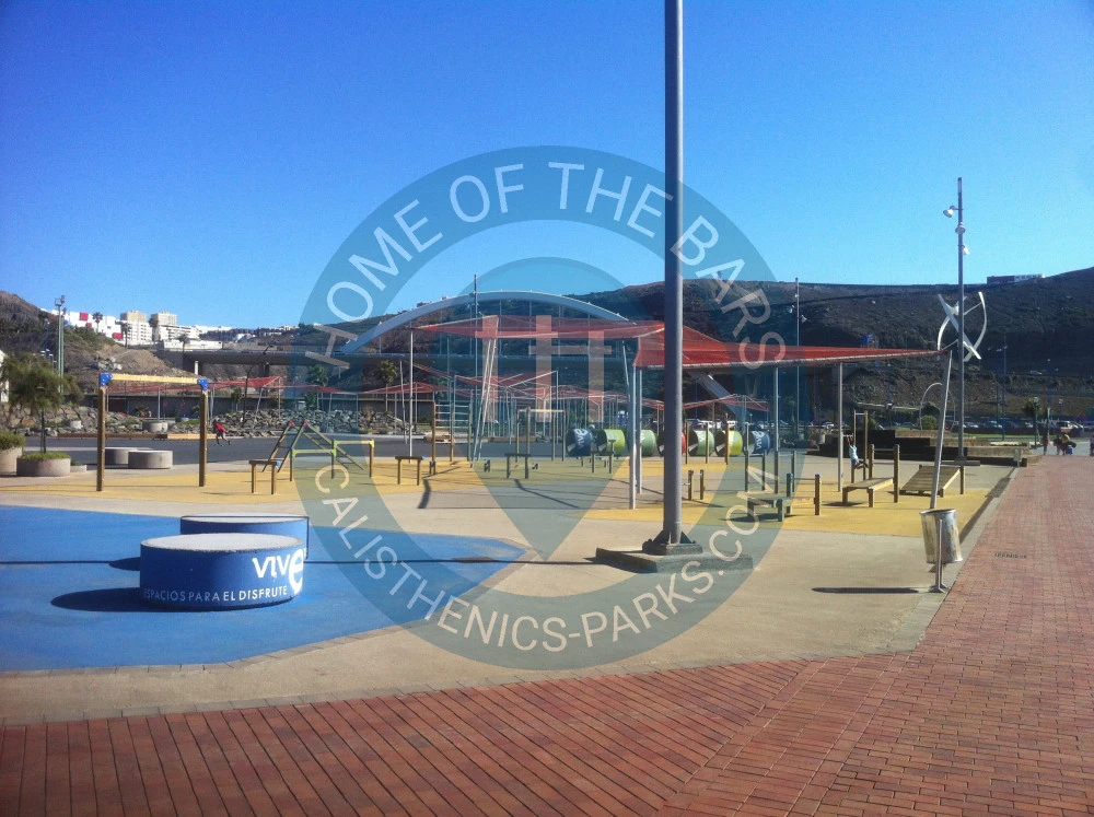 Calisthenics park in Parque Canino El Rincón, Parque Litoral El Rincón, Guanarteme, Las Palmas de Gran Canaria, Las Palmas, Canarias, 35010, España