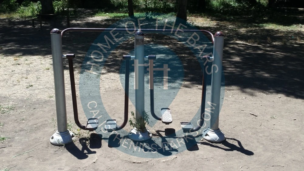 Calisthenics park in Viale Francesco Luigi Ferrari, Parioli, Municipio Roma II, Roma, Roma Capitale, Lazio, 00199, Italia