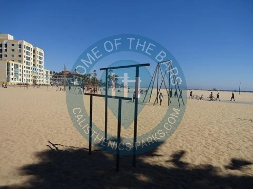 Calisthenics park in Old Muscle Beach, Pacific Terrace, Santa Monica, Los Angeles County, CAL Fire Southern Region, California, 90401, United States