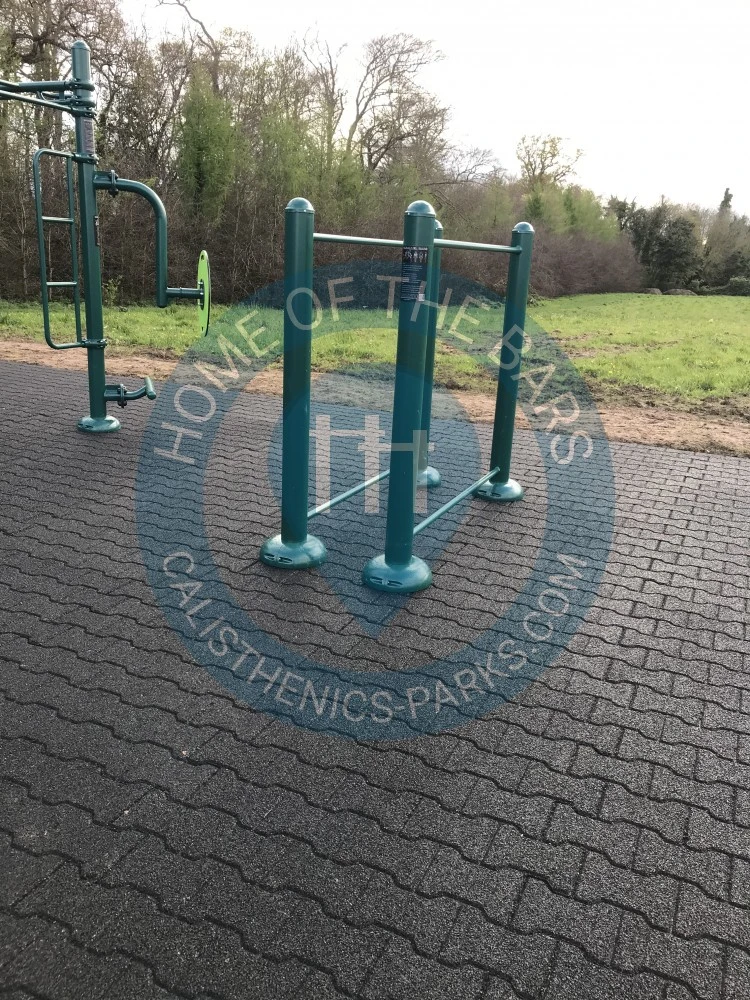 Calisthenics park in 
Address
                                    Back Road, Malahide, County Dublin K36, Ireland
                            