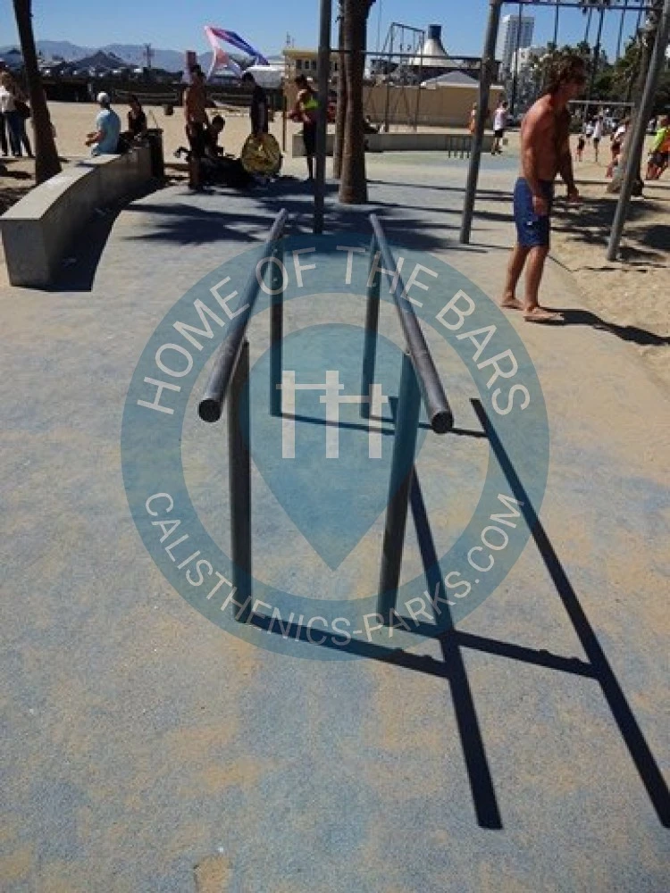Calisthenics park in Old Muscle Beach, Pacific Terrace, Santa Monica, Los Angeles County, CAL Fire Southern Region, California, 90401, United States