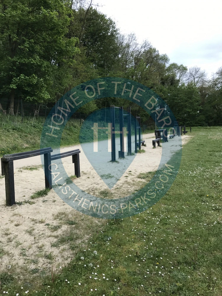 Mogneville - Fitness Trail - Parc de la mairie - France - Spot