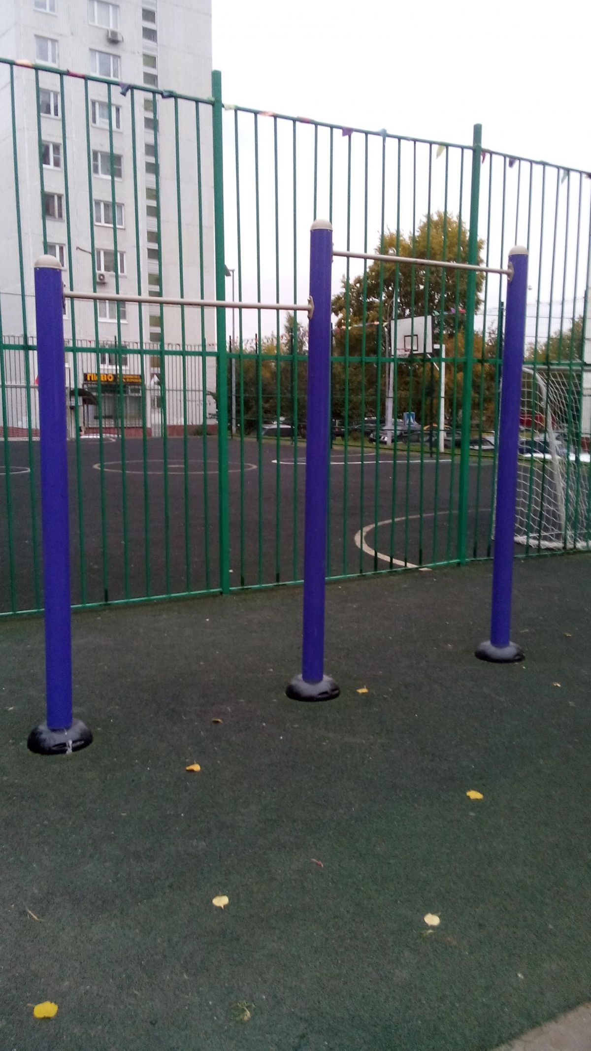 Outdoor Gym - Moscow - Moscow - Street Workout Park - Большая Черемушкинская 2/5 - Russia - Spot