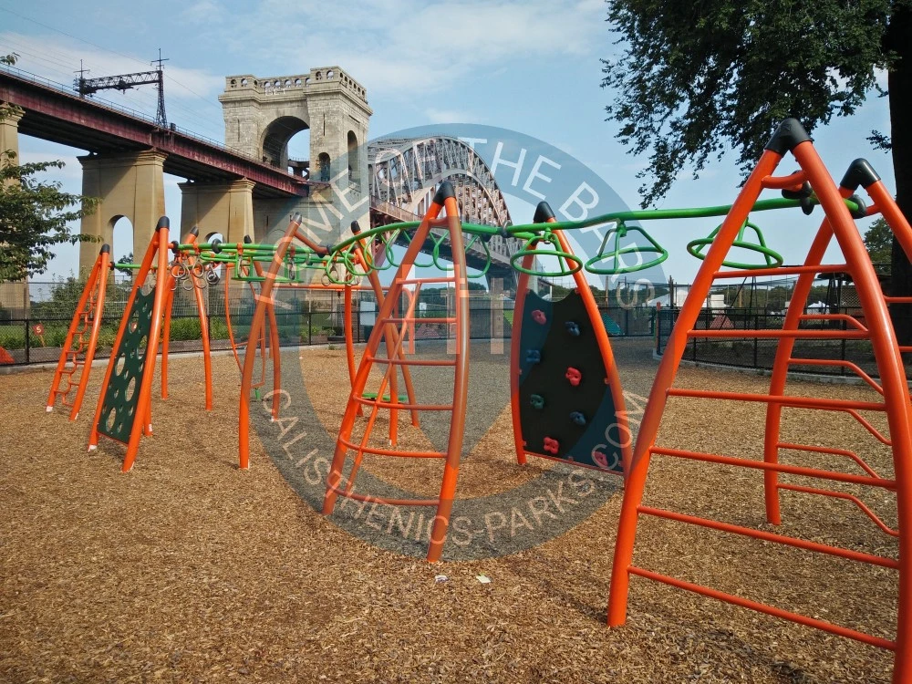 Wards Island Greenway - Calisthenics Equipment - Hell Gate Bridge - United States - Spot