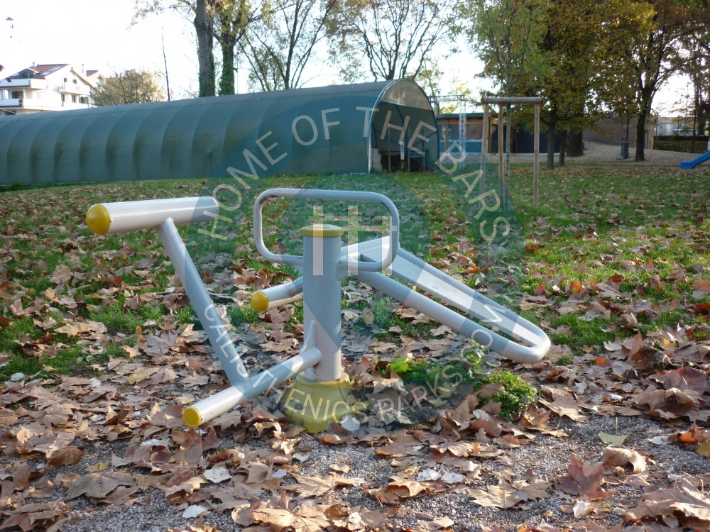 Calisthenics park in Taverna Greca Al Fistomba, 3, Via Ponte Ognissanti, Stanga, Padova, Veneto, 35129, Italia