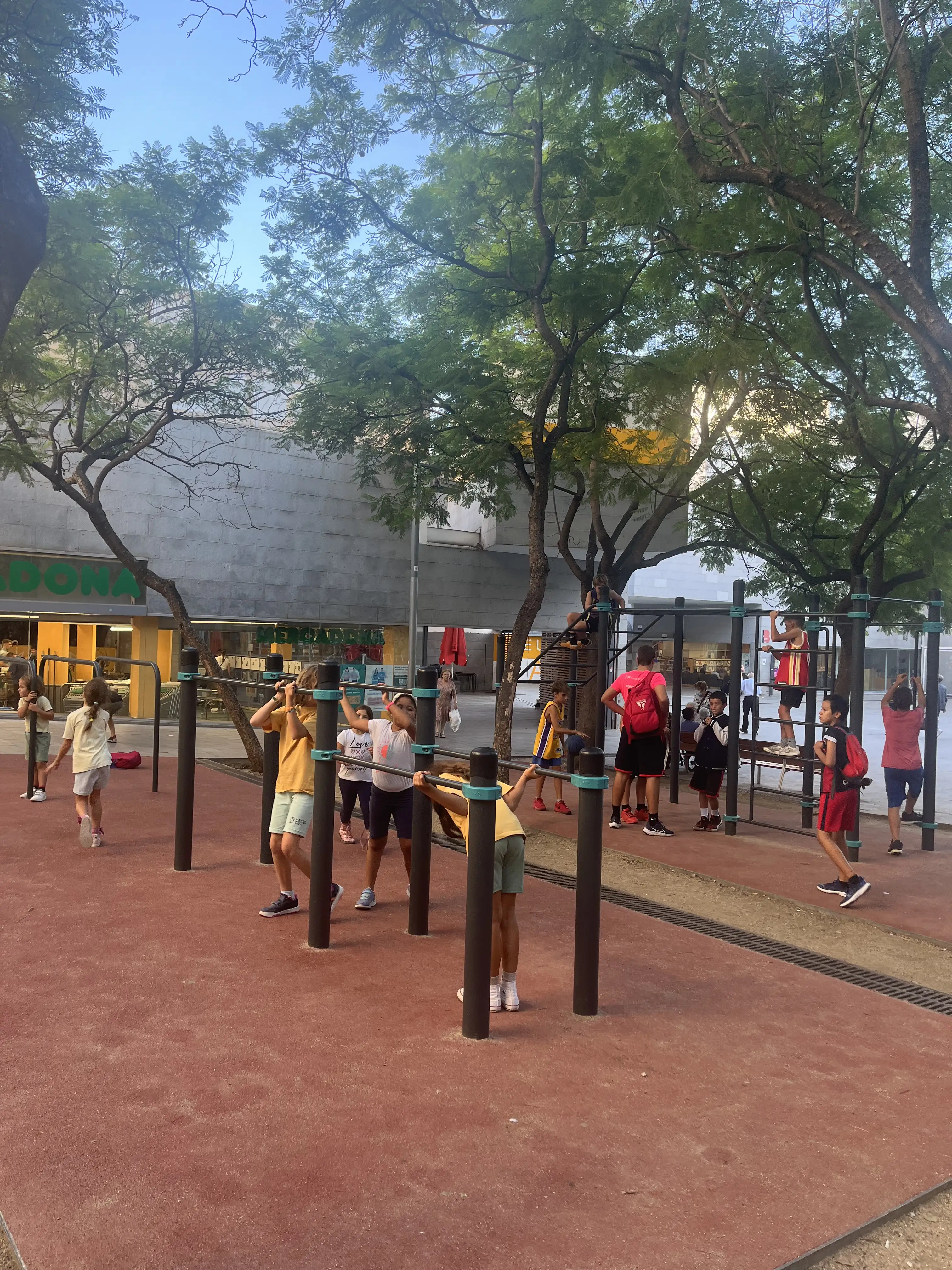 Fitness Trail - Barcelona - Fort Pienc calithenics park - Spain - Spot