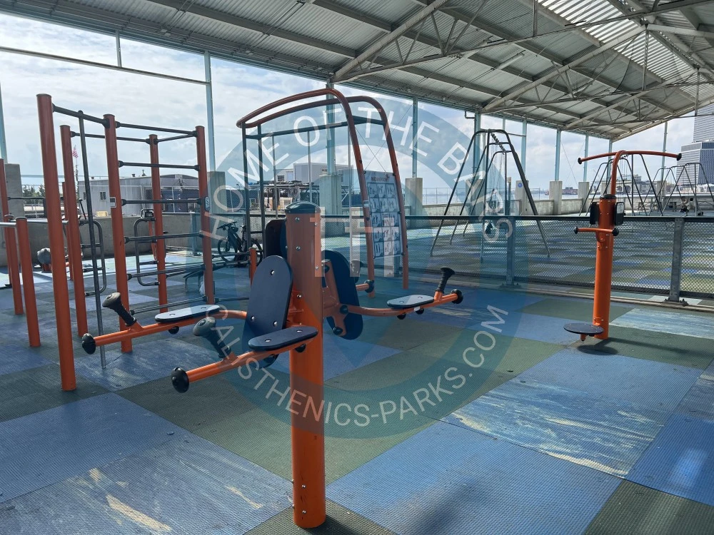 Exercise Park - New York City - Workout Zone - Brooklyn Bridge Park - countries. - Spot