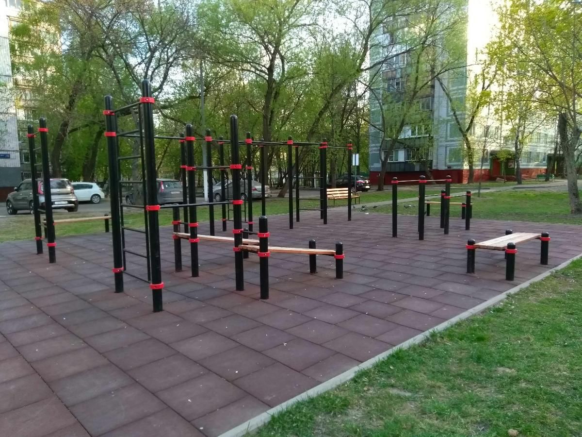 Calisthenics park in 12, улица Бестужевых, район Отрадное, Москва, Центральный федеральный округ, 127566, Россия