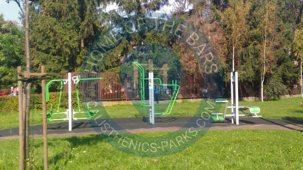 Kraków - Outdoor Exercise Gym - Kazimierz - Poland - Spot