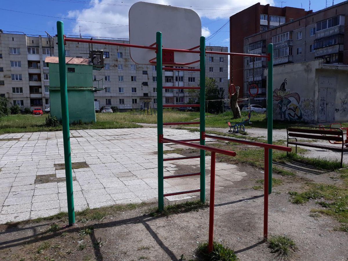 Outdoor Gym - Verkhnyaya Pyshma - Verkhnyaya Pyshma - Aire de Fitness - Склад ТиМ - Russia - Spot