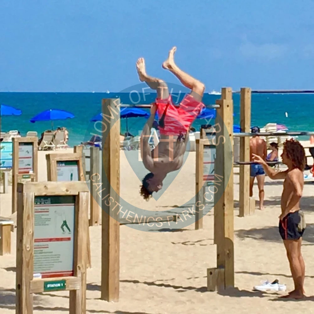 Calisthenics park in Bodyweight Fitness Course, South Atlantic Boulevard, Fort Lauderdale, Broward County, Florida, 33316, United States