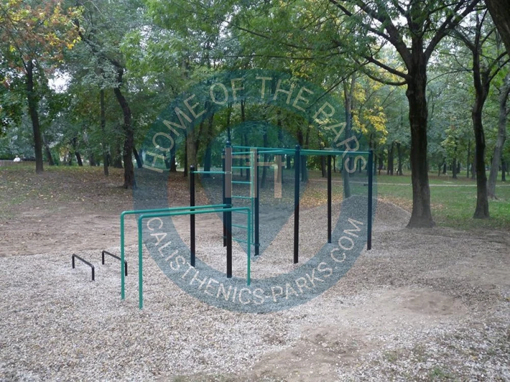 Calisthenics park in 8512/14, Brezová, Vrakuňa, Bratislava, okres Bratislava II, Bratislava, Bratislavský kraj, 825 63, Slovensko