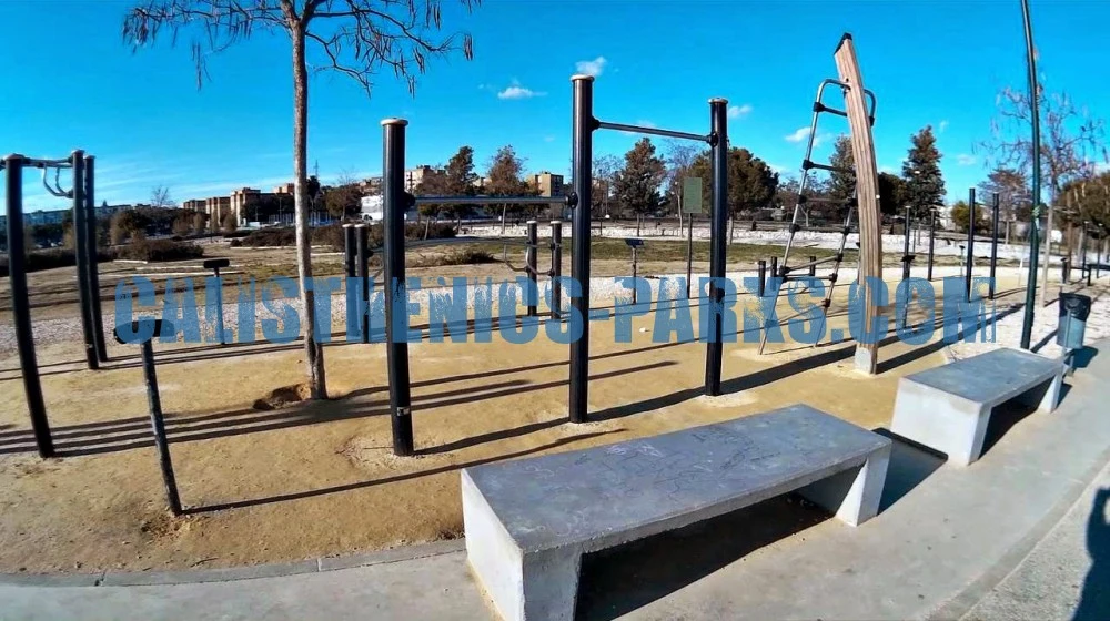 Seville - Calisthenics Park - Parque de Miraflores - Spain - Spot