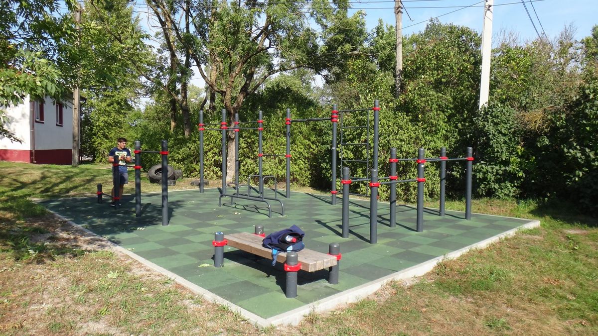 Outdoor Gym - Guryevsk - Guryevsk - Street Workout Park - Почта России ОПС-20 - Russia - Spot