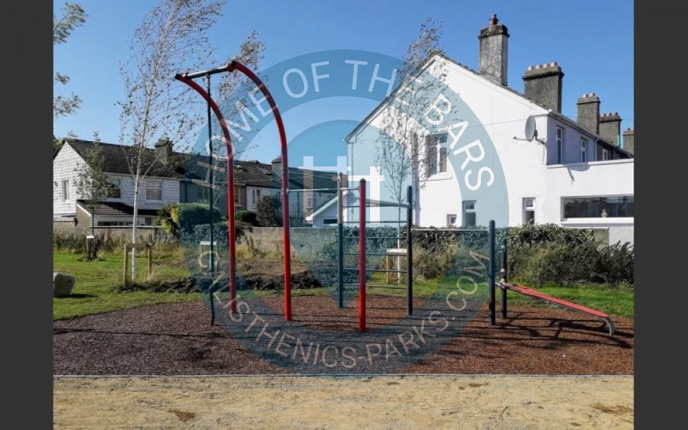 Outdoor Pull Up Bars - Hudson Road Park - Calisthenics Gym - countries. - Spot