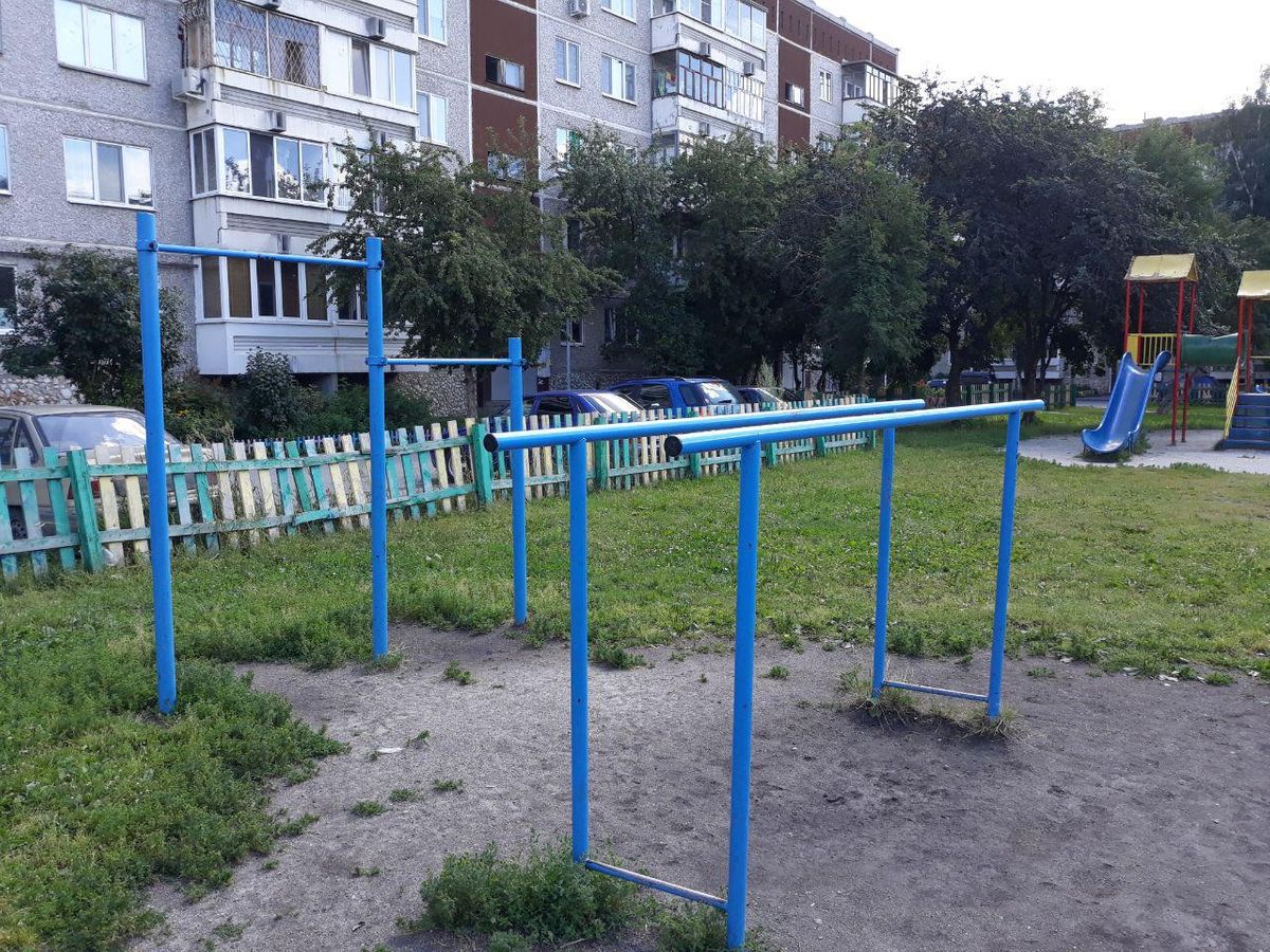 Outdoor Gym - Verkhnyaya Pyshma - Verkhnyaya Pyshma - Aire de Fitness - Пив & Ко - Russia - Spot