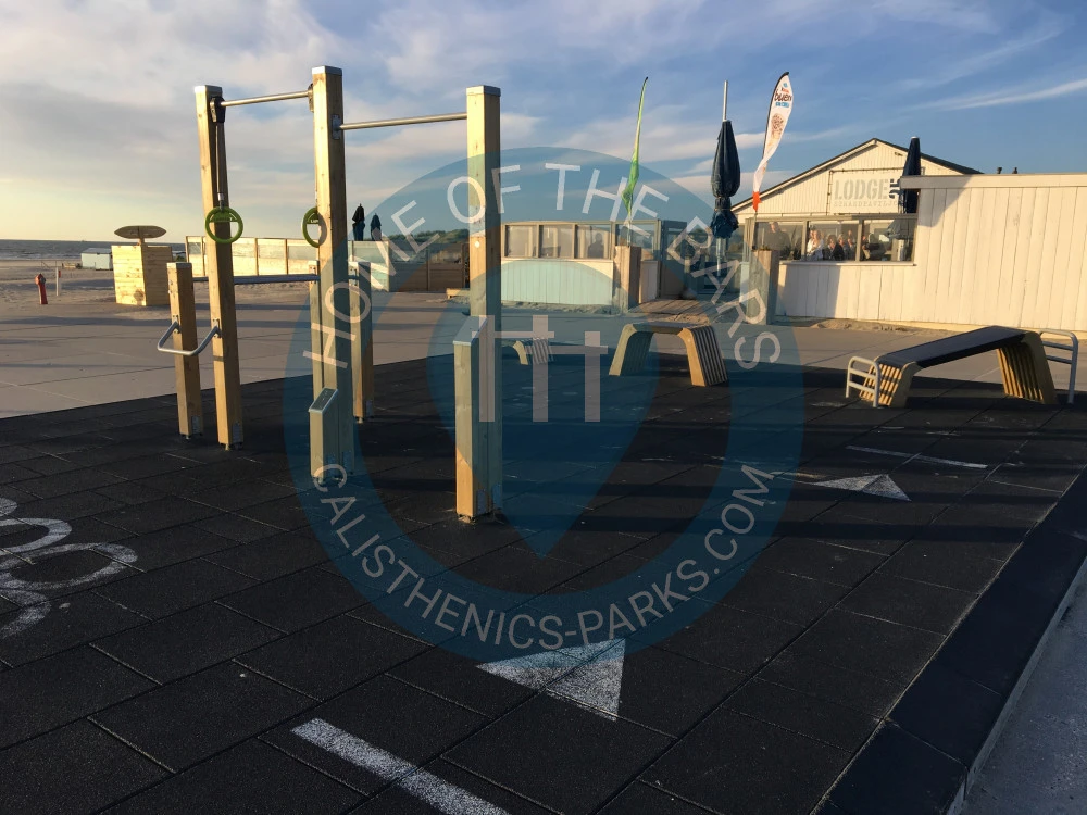 Calisthenics Stations - Hook of Holland - Hoek van Holland rechtestraat - Netherlands - Spot